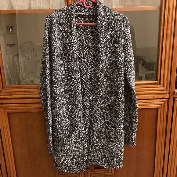 Mango longline soft and warm open sweater with pockets